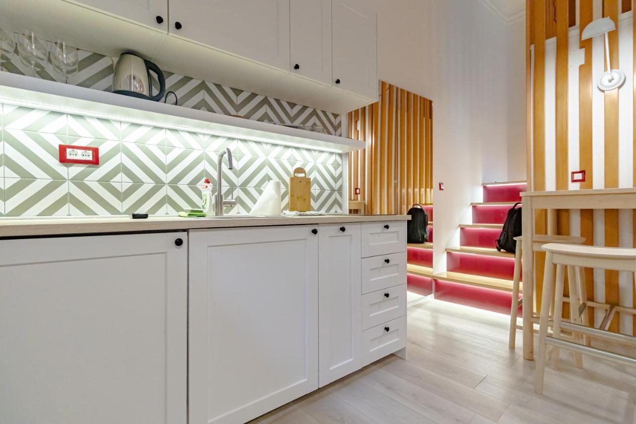 Green Gallery On A Main Square Apartment Загреб Екстериор снимка