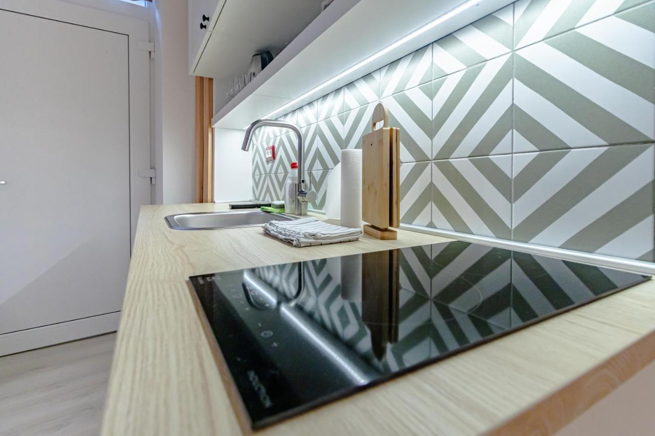 Green Gallery On A Main Square Apartment Загреб Екстериор снимка
